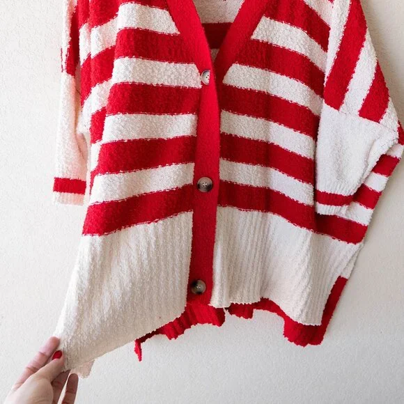 First Love Textured Striped Oversized Cardigan Sweater Small Red White Button - Picture 6 of 12